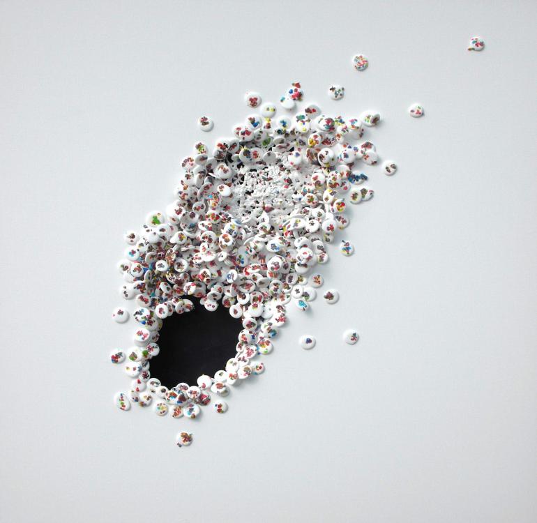 Hole, 2012 - vinile su tela, 100 x 100 cm