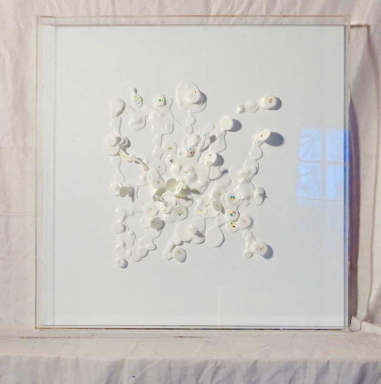 Chemical Pills, 2014 - vinile su tela, 80 x 80 cm